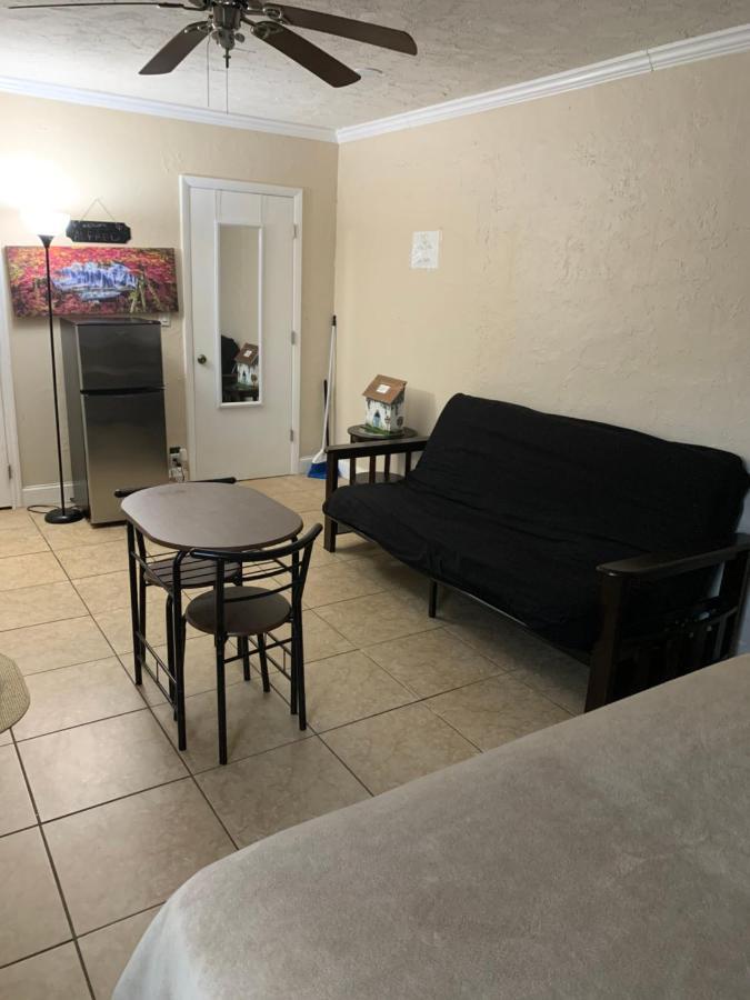 Quiet Cozy Efficiency Apartment Hollywood Ngoại thất bức ảnh